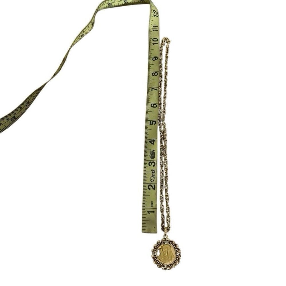 Vintage 18K 750 Gold Virgin Mary Madonna Pendant Charm Italy with Chain & Box 5g - Picture 13 of 14